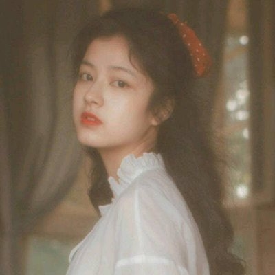 微信港风女生复古头像