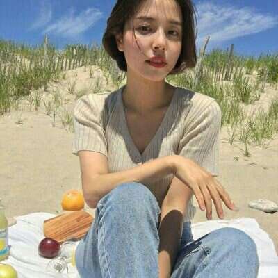 微信气质女生伤感微信头像