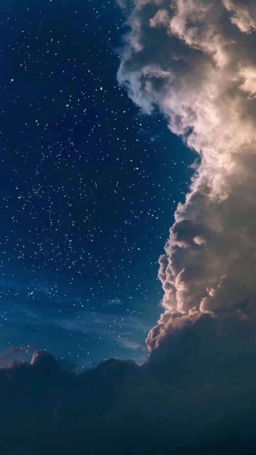 星空下的孤寂微信聊天背景图