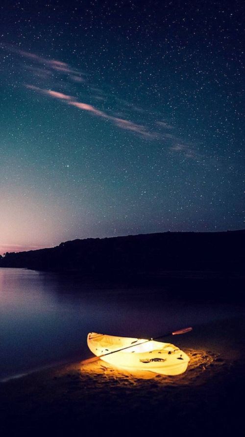 星空下的孤寂微信聊天背景图