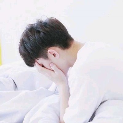 干净帅气阳光微信男生头像