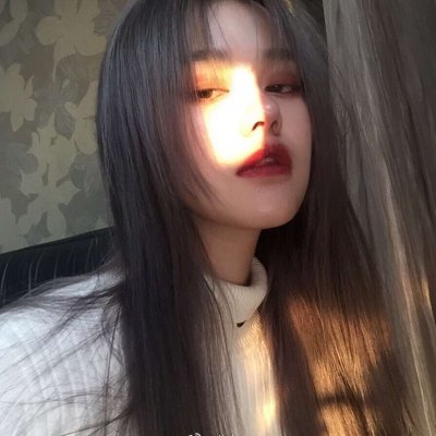 超拽高冷微信女生头像