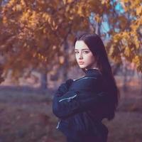 2018微信最新帅气迷人欧美风女生头像合集下载