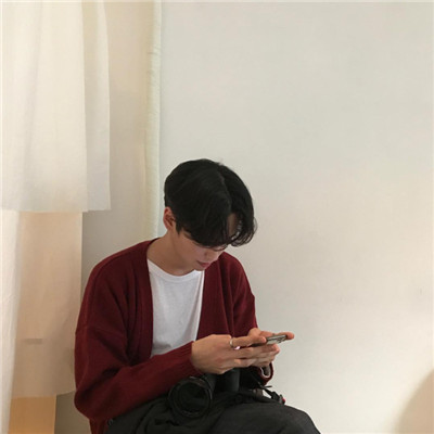 微信简单帅气男生头像