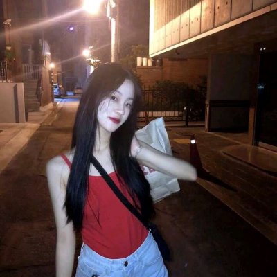 红色系微信女生头像