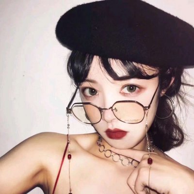 超拽高冷微信女生头像