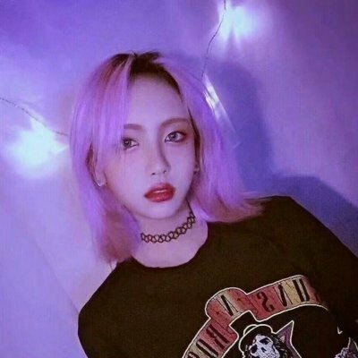 微信紫色系女生头像