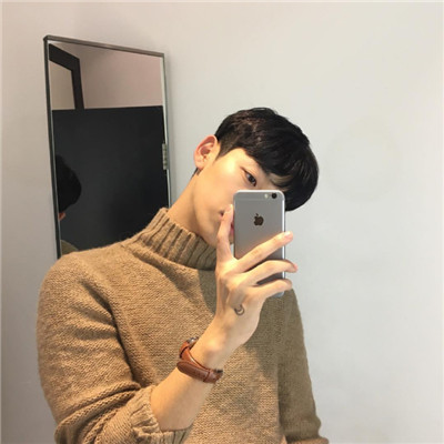 微信简单帅气男生头像