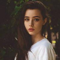 2018微信最新帅气迷人欧美风女生头像合集下载