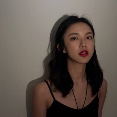 超拽高冷微信女生头像