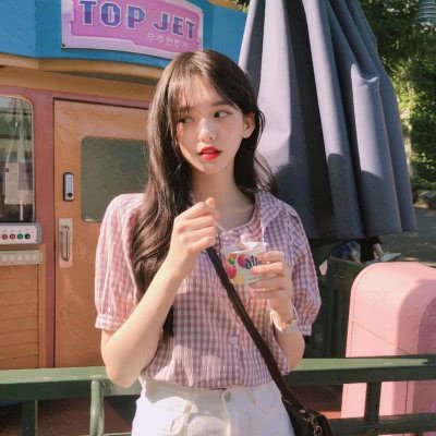 微信青春阳光女生头像