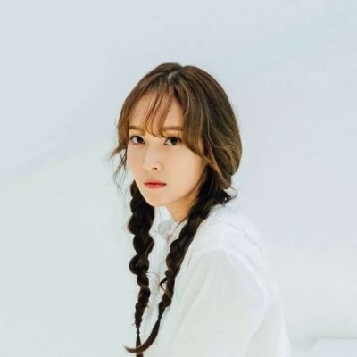 微信纯色系女生头像