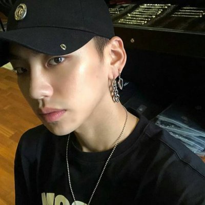 优质成熟微信男生头像