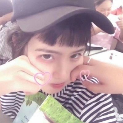 微信可爱粉嫩搞怪系女生头像