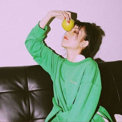 绿色系女生高冷微信头像