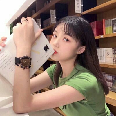 绿色系女生高冷微信头像