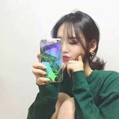 绿色系女生高冷微信头像