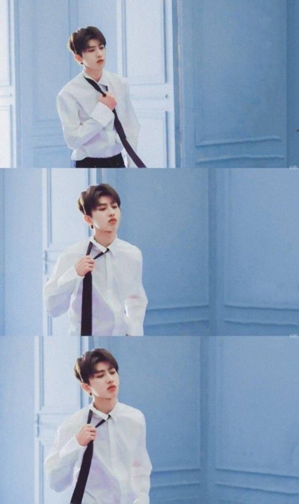 帅气鲜肉蔡徐坤微信相册封面图下载