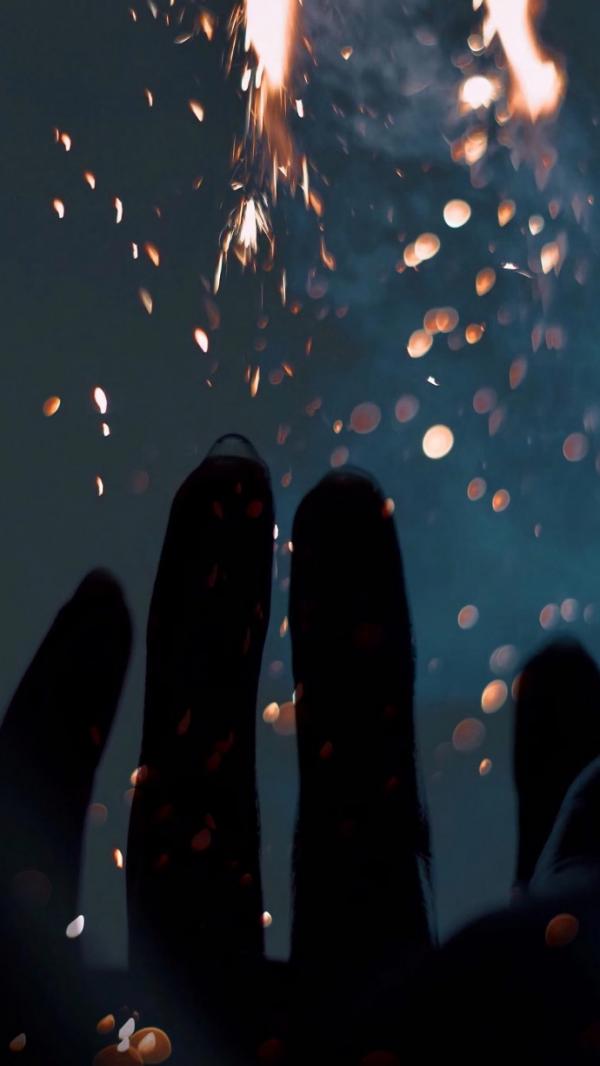 微信唯美烟花朋友圈配图