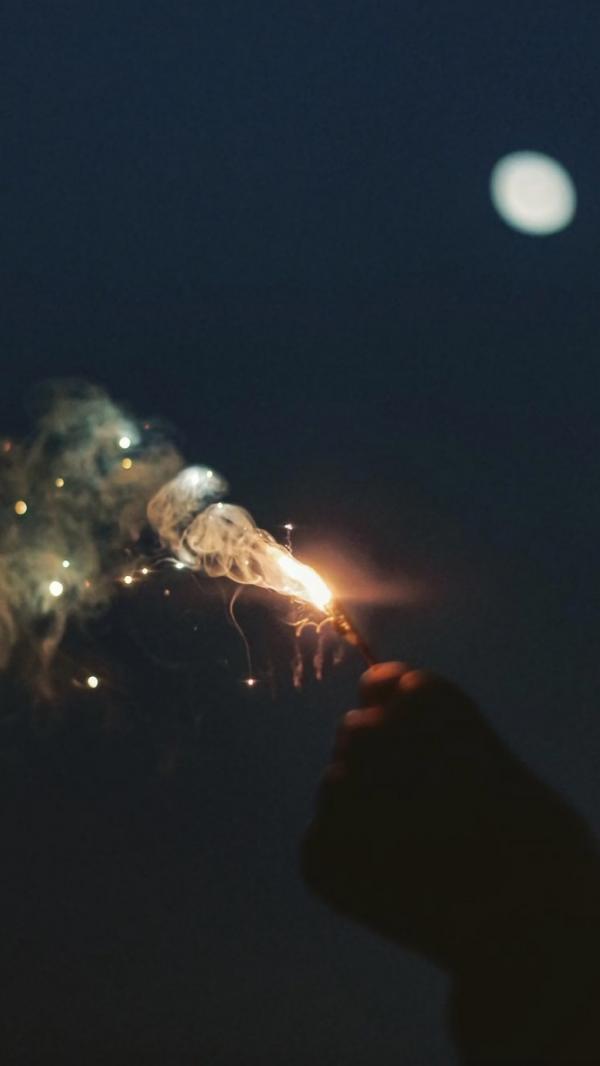 微信唯美烟花朋友圈配图