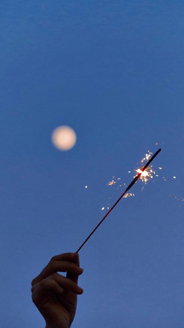 微信唯美烟花朋友圈配图