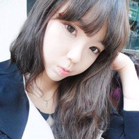 微信最新00后萌系美女系列头像套图下载