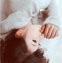 微信最新00后萌系美女系列头像套图下载