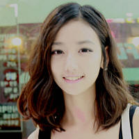 微信最新00后萌系美女系列头像套图下载