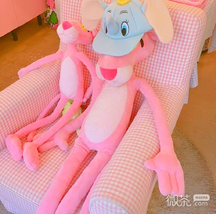 微信粉色系女生朋友圈配图