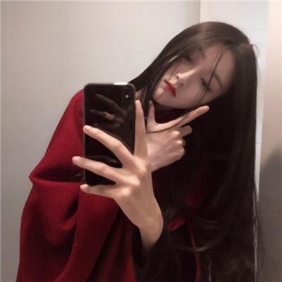 微信冷艳气质御姐女生头像