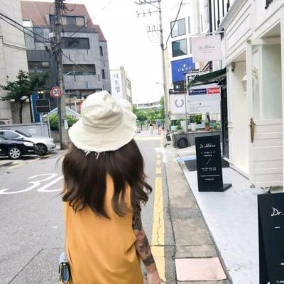 微信头像女生简单背影