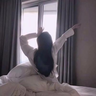 微信头像女生简单背影