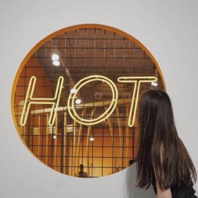 微信头像女生简单背影