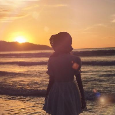 微信头像女生简单背影