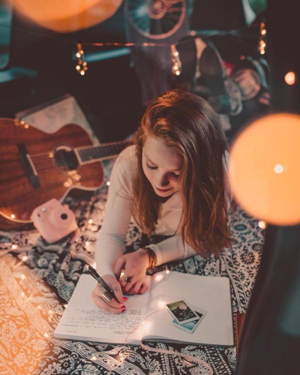 微信唯美意境梦幻朋友圈配图