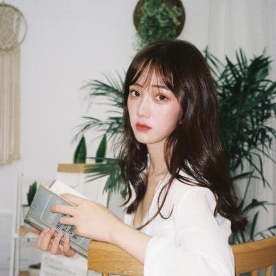 微信绿色系女生伤感头像