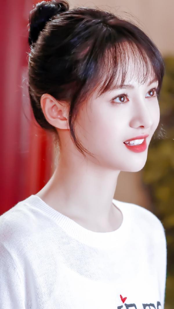 微信好看郑爽手机壁纸