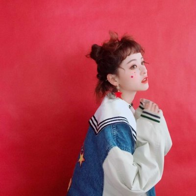 微信个性红色系女生伤感头像