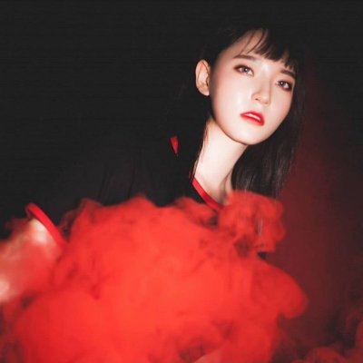 微信个性红色系女生伤感头像