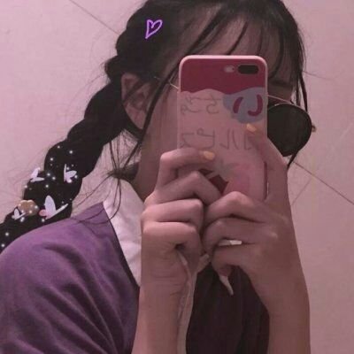 微信好看的紫色系女生头像