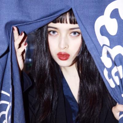 微信霸气高冷女生御姐范头像