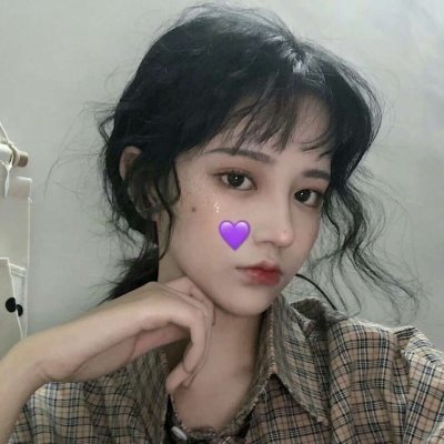 微信俏皮风女生头像