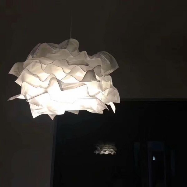 微信黑色系伤感朋友圈配图