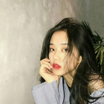 微信孤独伤感女生头像