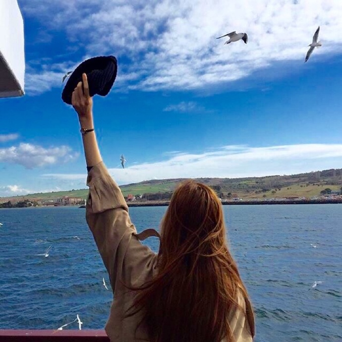 微信唯美个性女生伤感朋友圈配图