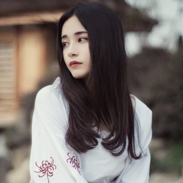 微信唯美好看古风女生朋友圈配图