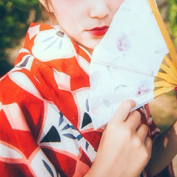 微信唯美好看古风女生朋友圈配图