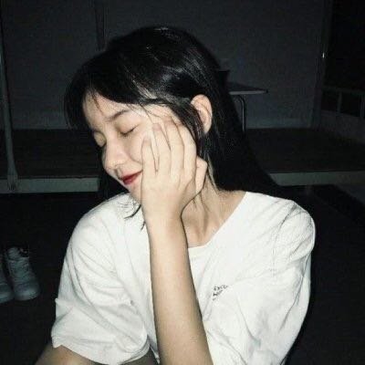 微信个性伤感霸气女生头像