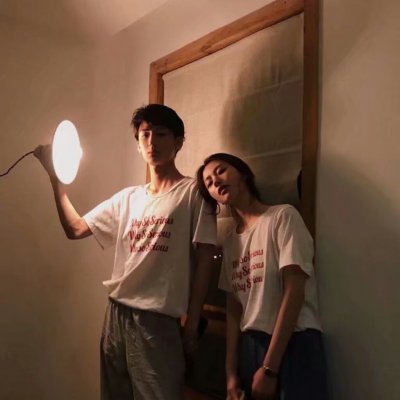 微信最新青春时尚情侣头像