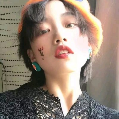 微信超酷时尚风女生头像